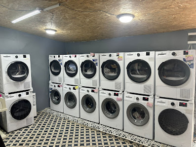 Loti Laundry Service and Luggage Storage thumb 4